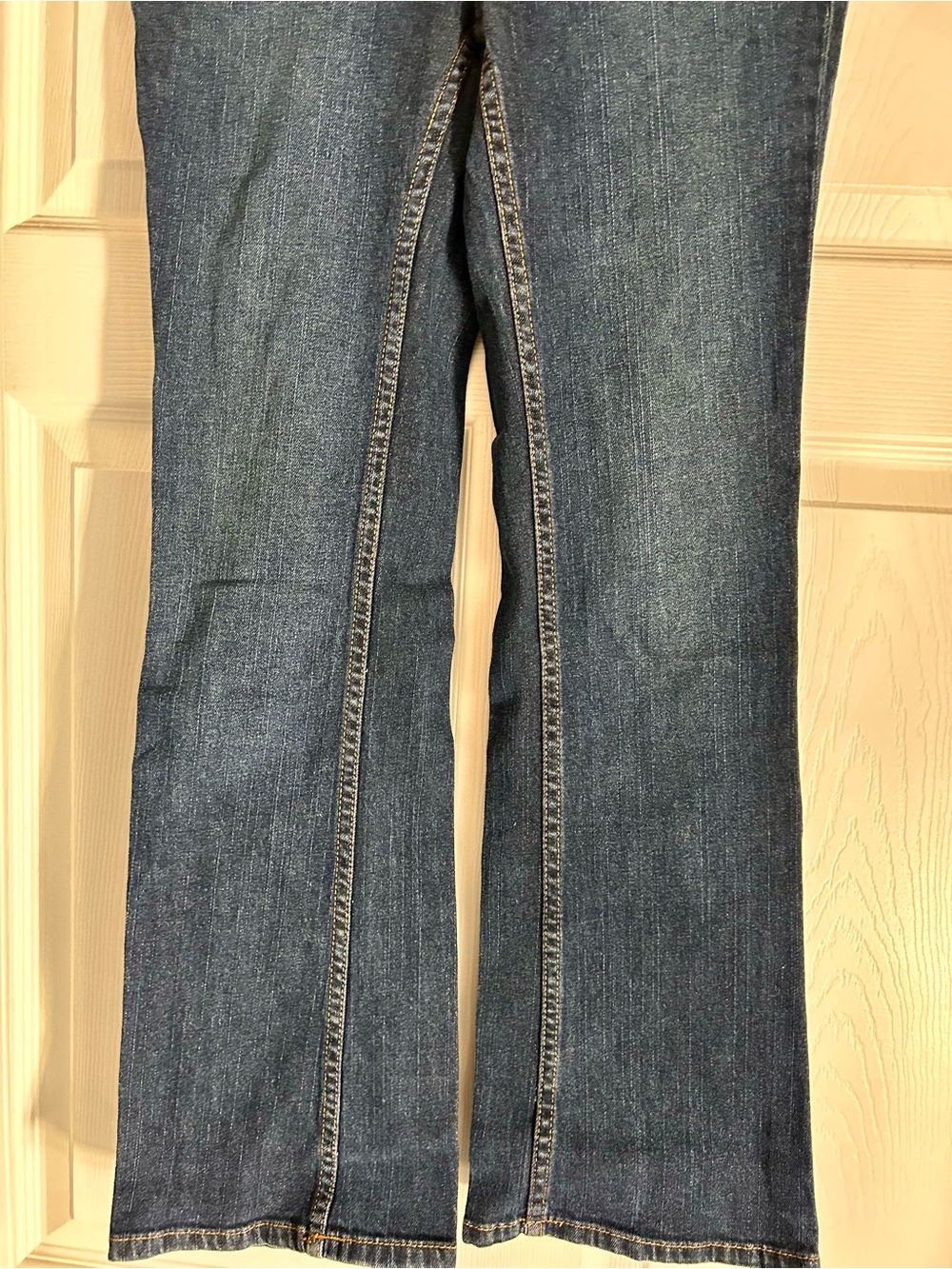 EUC Michael Kors Dark Blue Denim Jeans with Gold Accents - Picture 4 of 7
